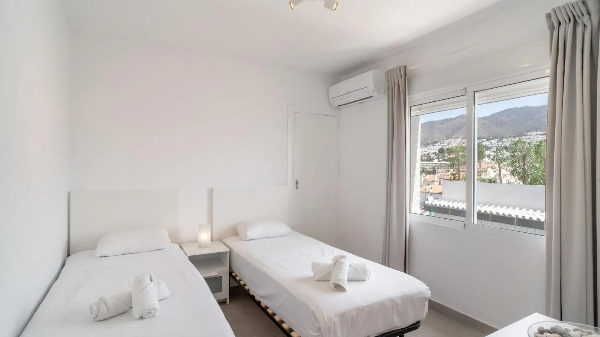 Apartment Ferienwohnung Fuer 4 Personen Ca 60 Qm In Nerja, Andalusien Costa Del Sol